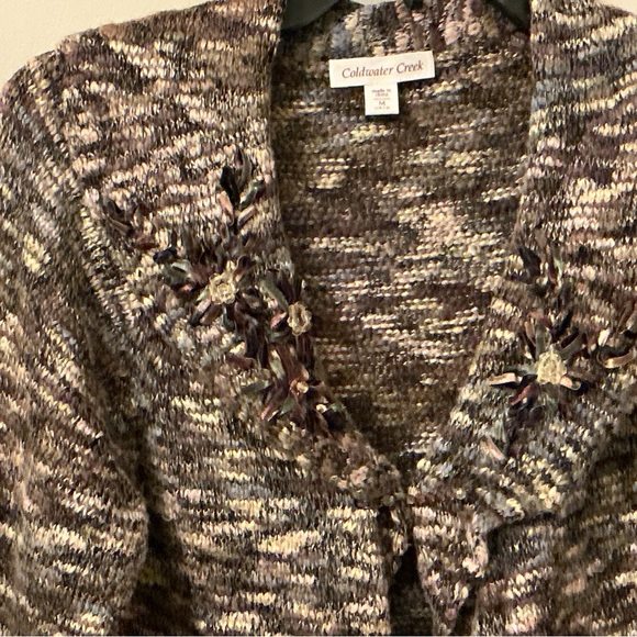 Beautifully embossed Hunter green cold water creek sweater - Picture 1 of 6